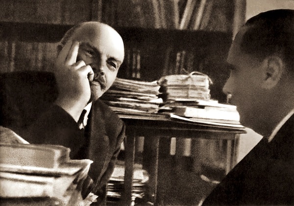 В.И. Ленин и Г.Д. Уэллс. Фотография 1920 г.